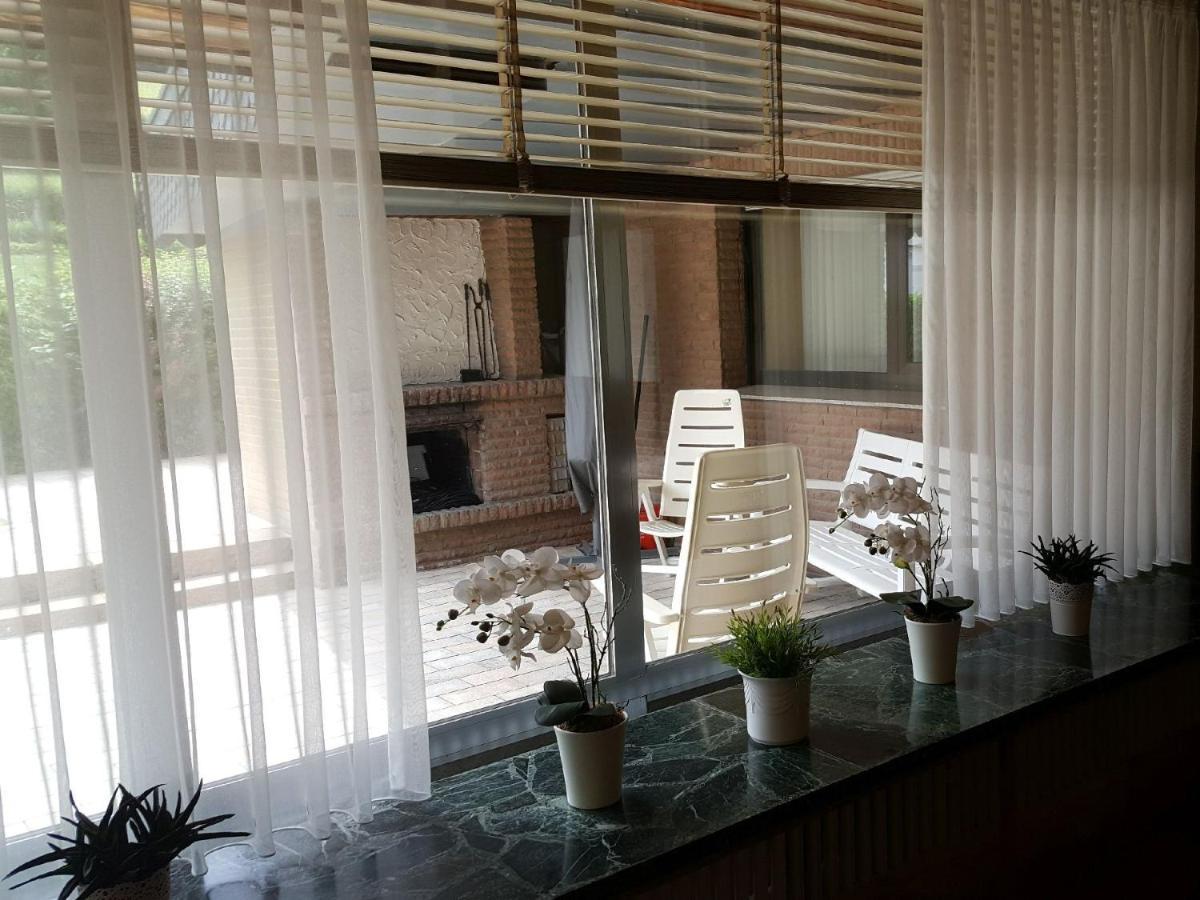 Ferienwohnungen Am Finkenweg Bestwig Exteriör bild